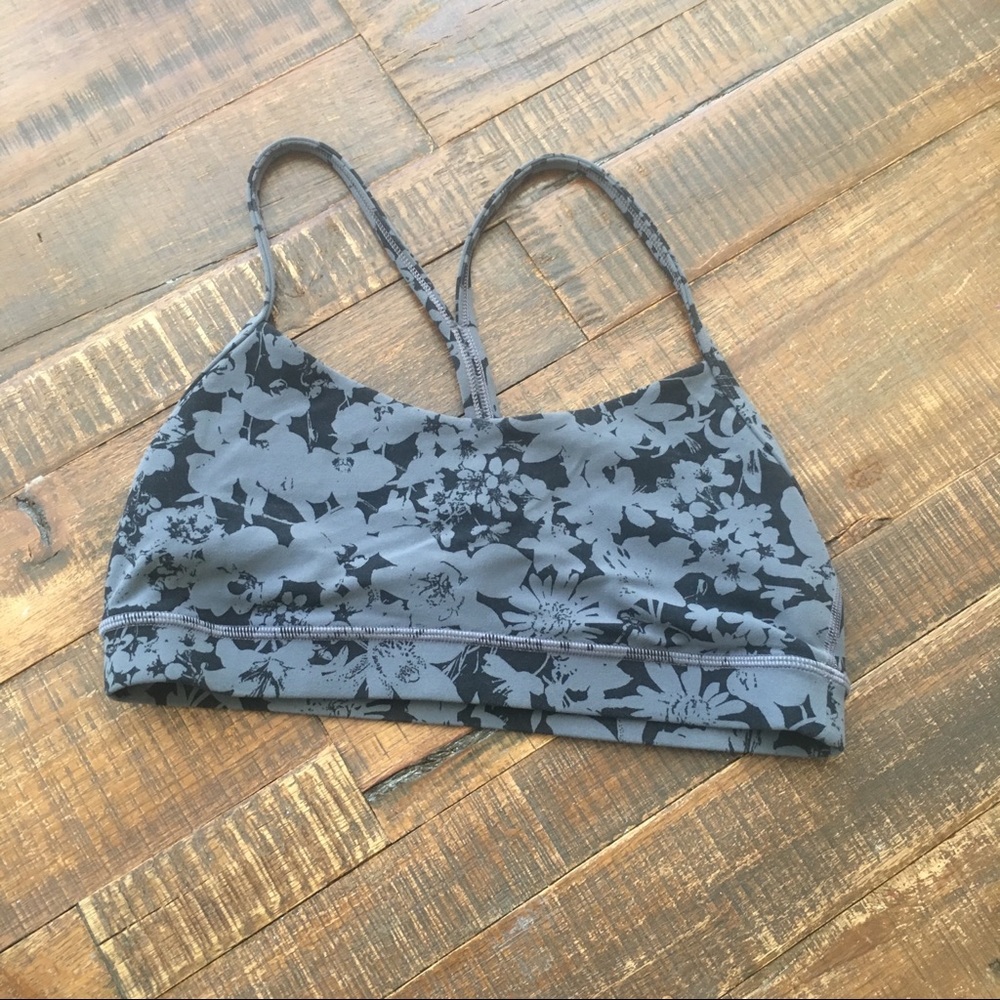 Lululemon Sports Bra Flow Y